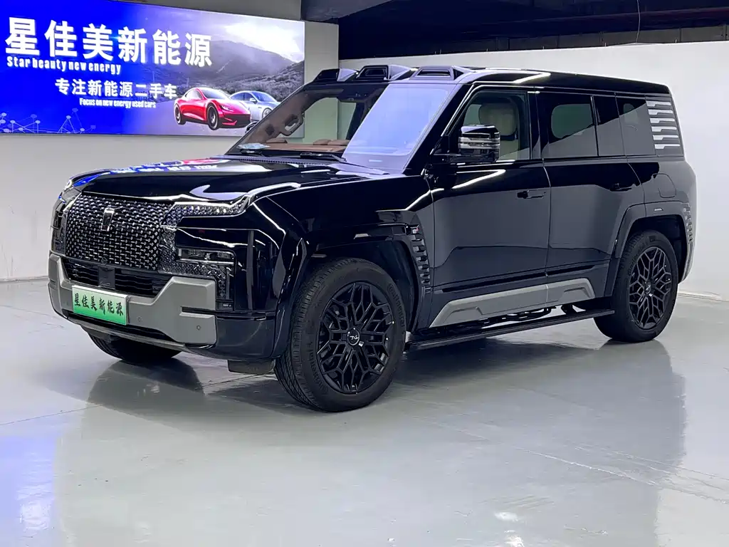 Yangwang Yangwang U8 2024