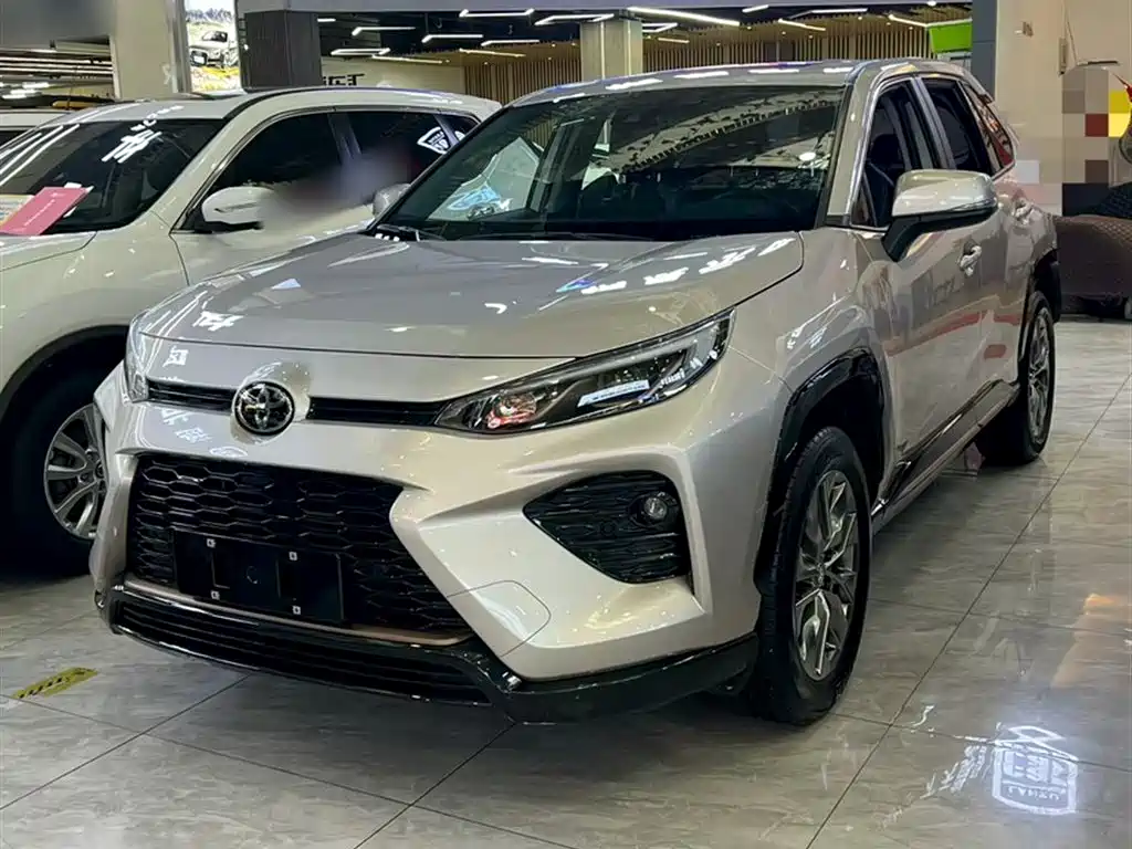 Купить Toyota Wildlander