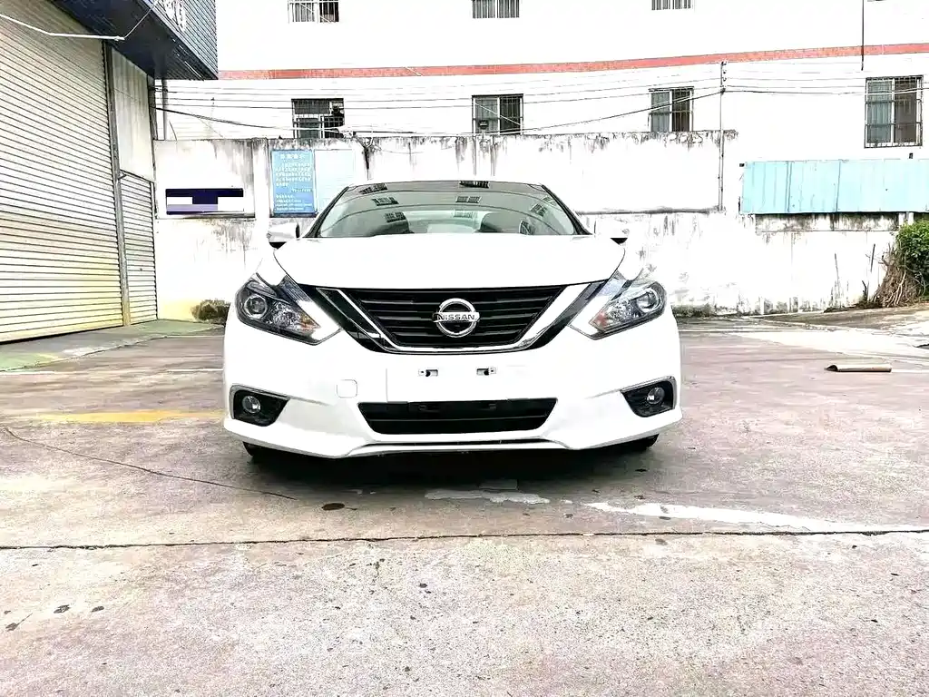 Nissan Teana — миниатюра 3