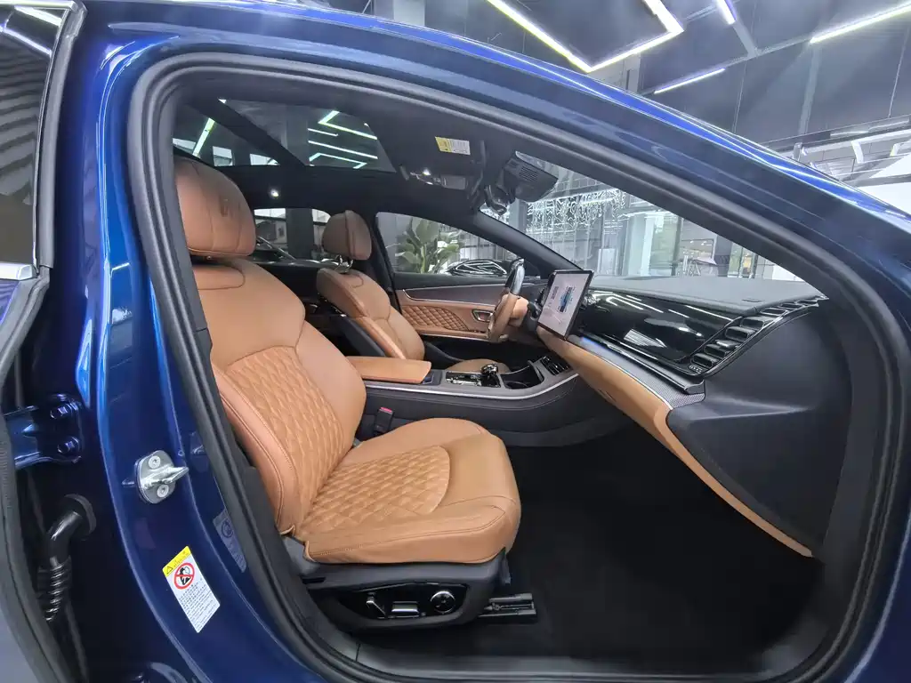 BYD Han — миниатюра 17