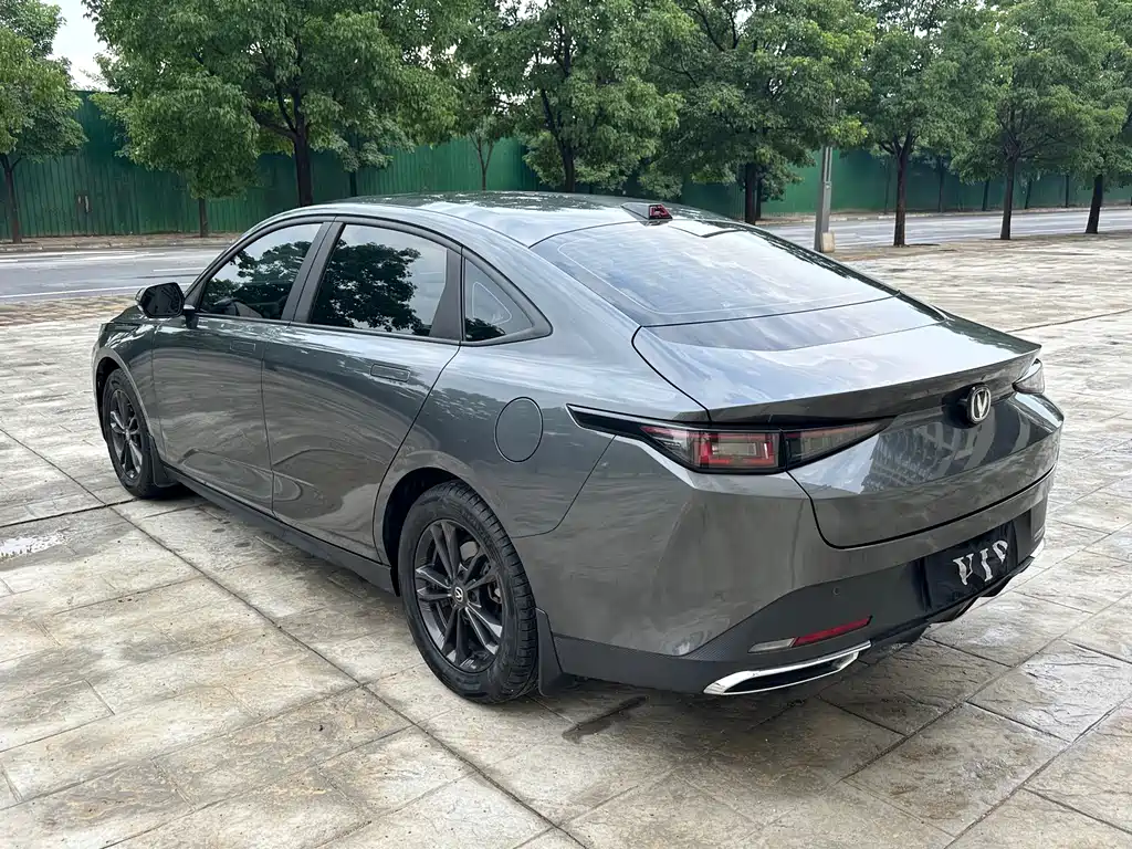 Changan Yida 2023 NE 1.5T GDI DCT Luxury