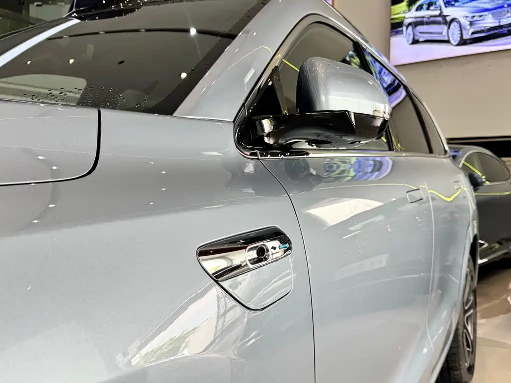 HONGMENG ZHIXING ASK THE WORLD M7