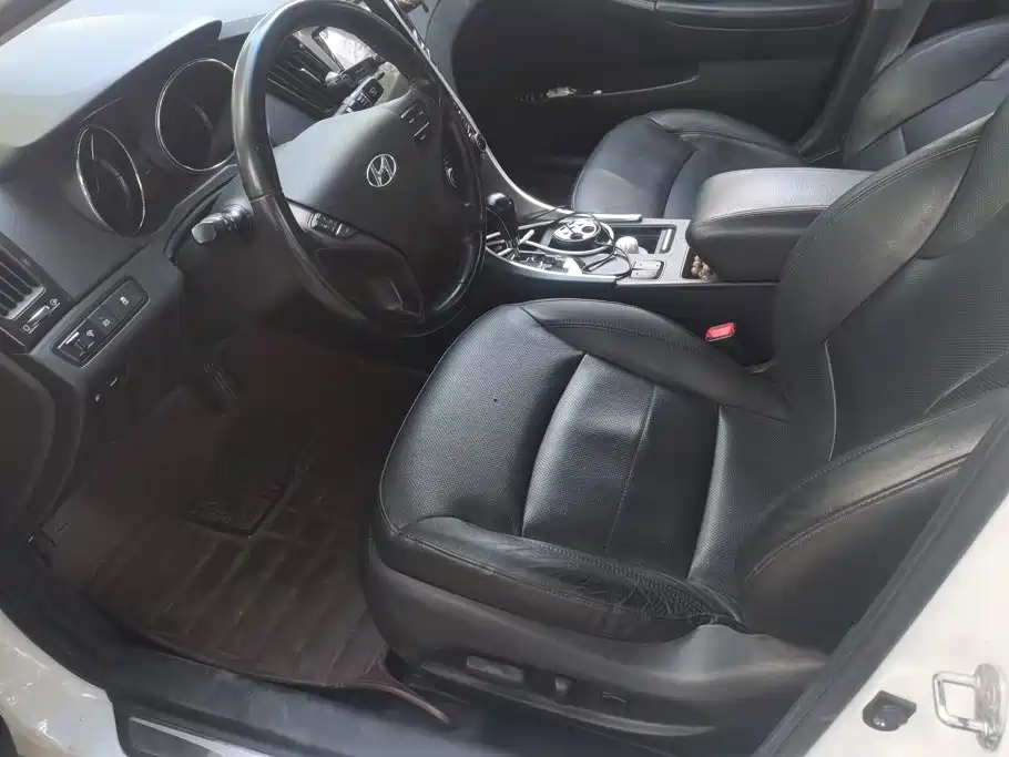 Hyundai Sonata — миниатюра 9
