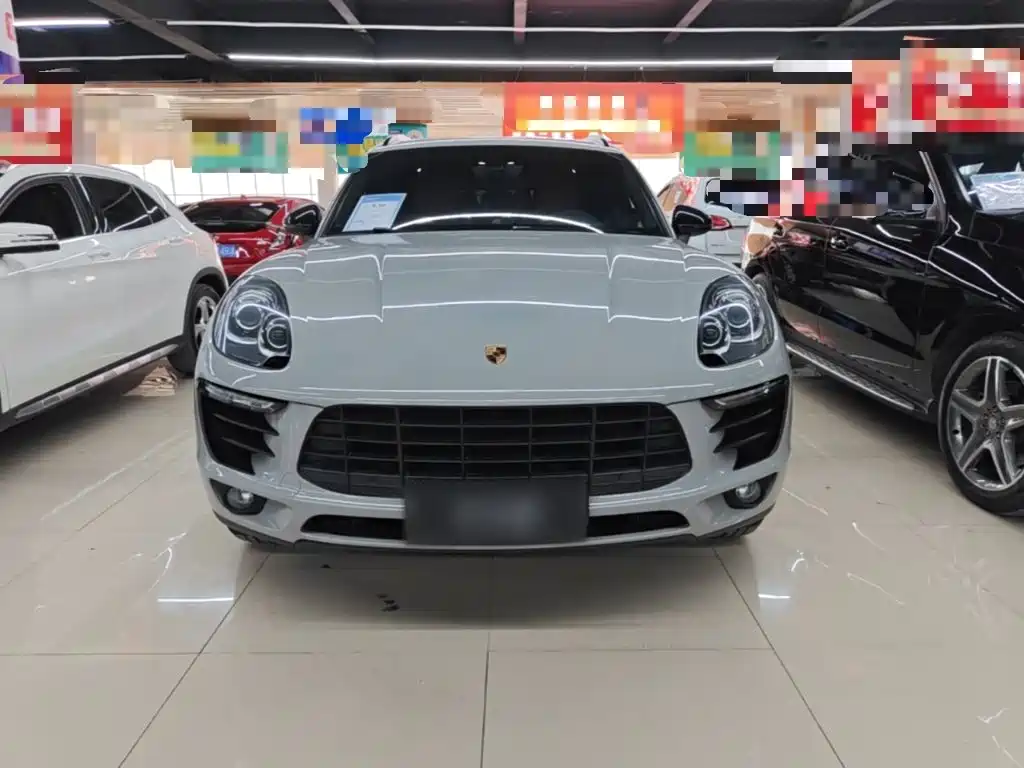 Porsche Macan — миниатюра 3