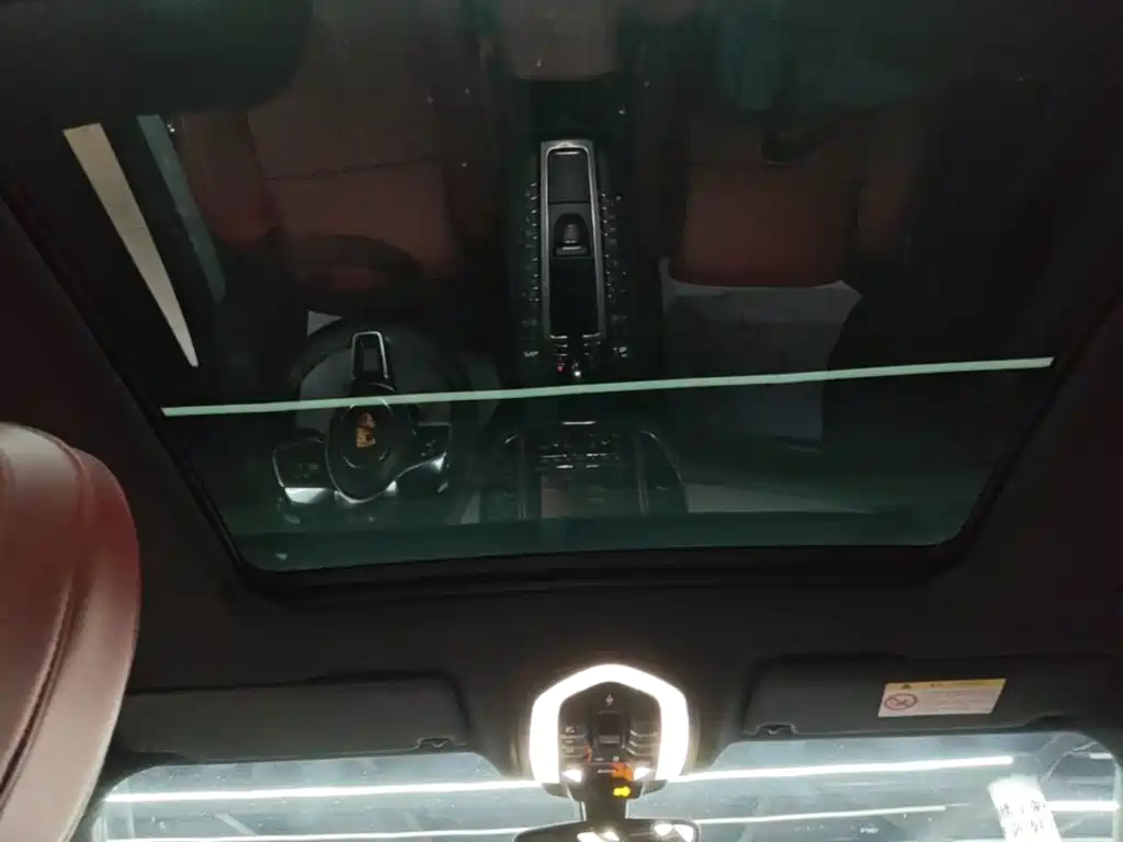 Porsche Macan — миниатюра 18