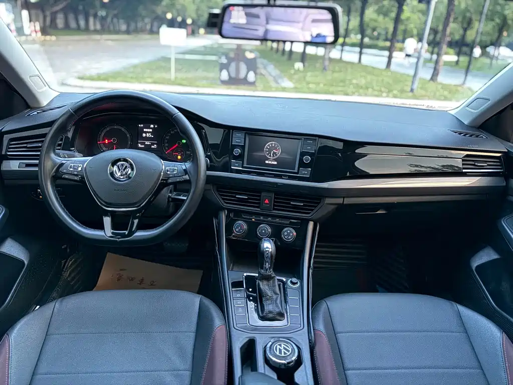 Volkswagen Bora — миниатюра 12