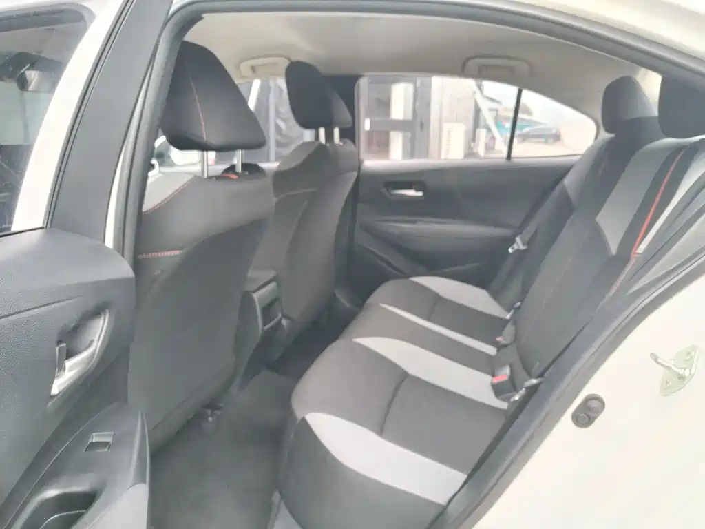 Toyota Corolla — миниатюра 10