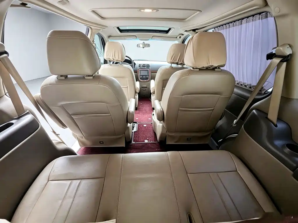 Buick GL8 — миниатюра 14