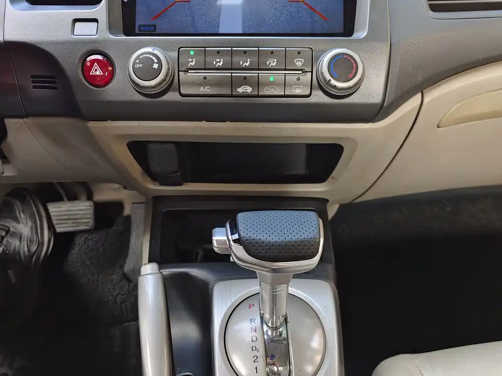 Honda Civic — миниатюра 13