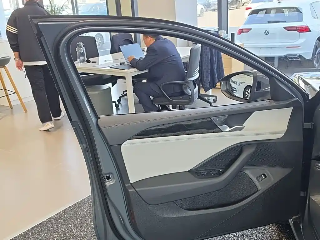 Volkswagen Magotan — миниатюра 8