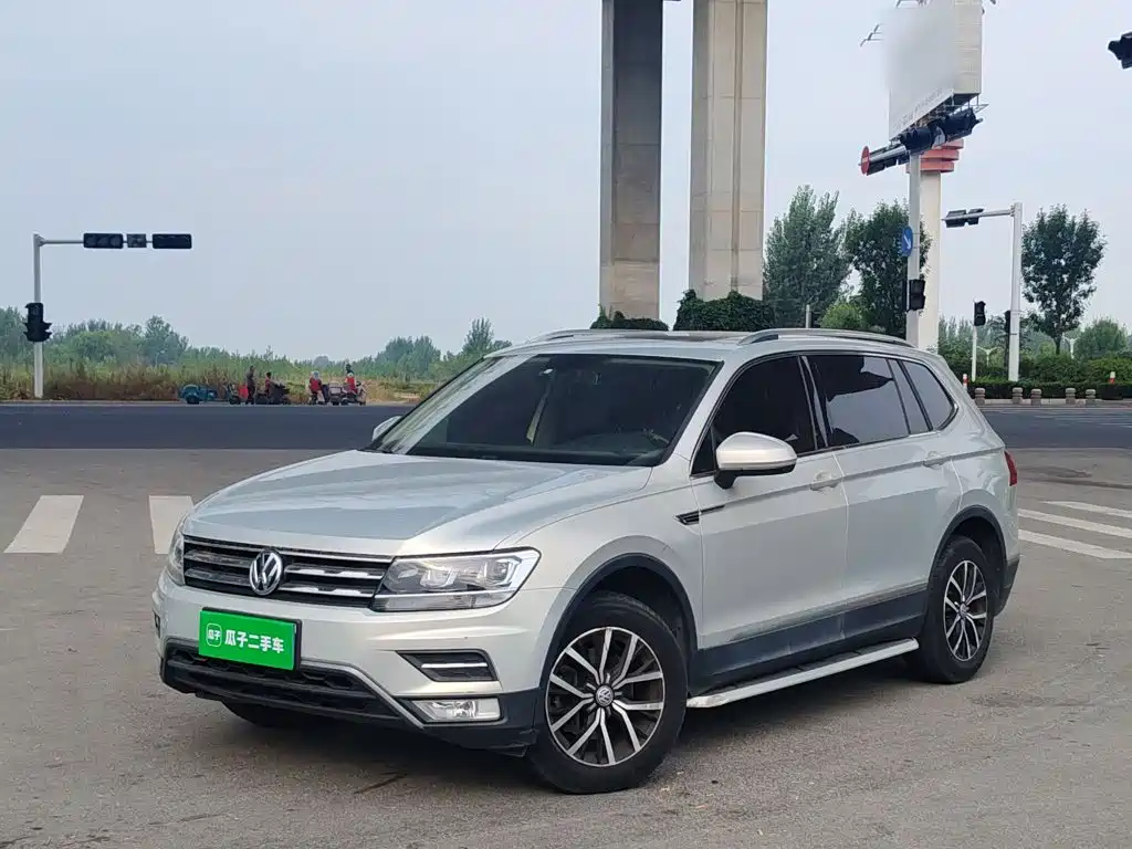Volkswagen Tiguan L — миниатюра 2