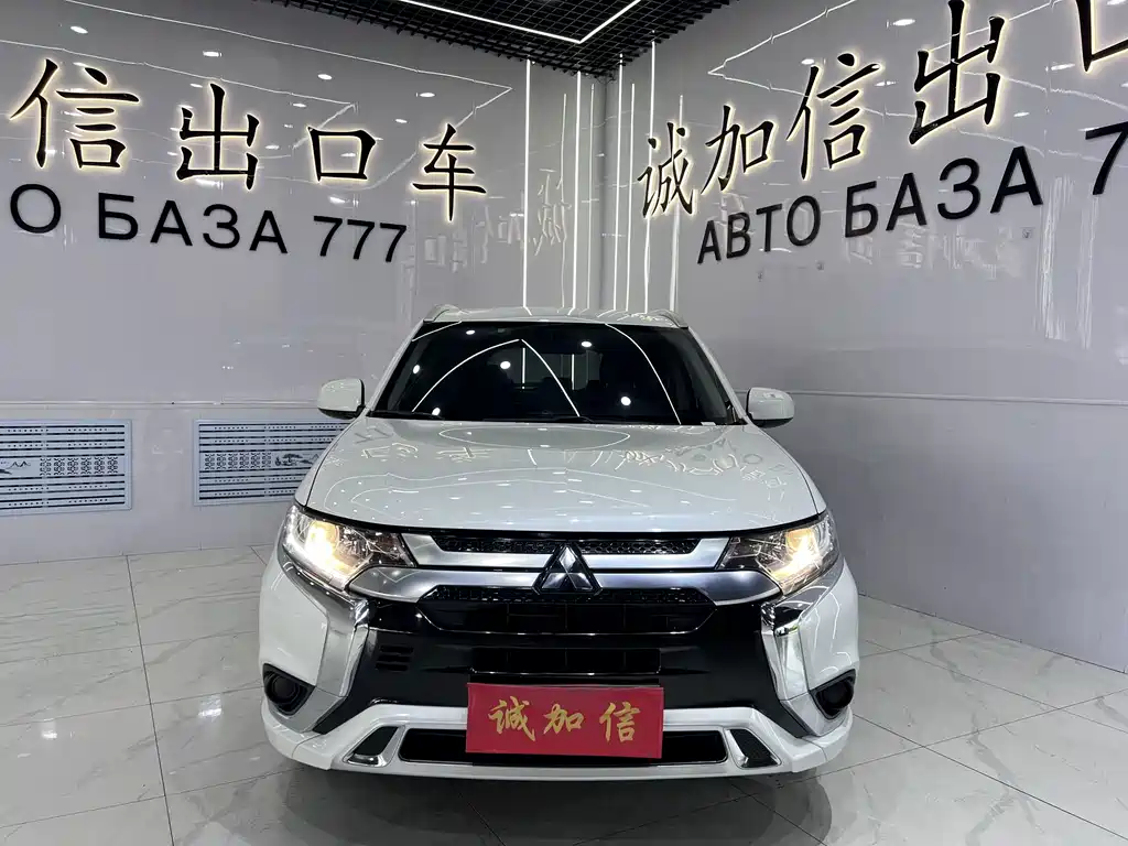 Mitsubishi Outlander — миниатюра 2