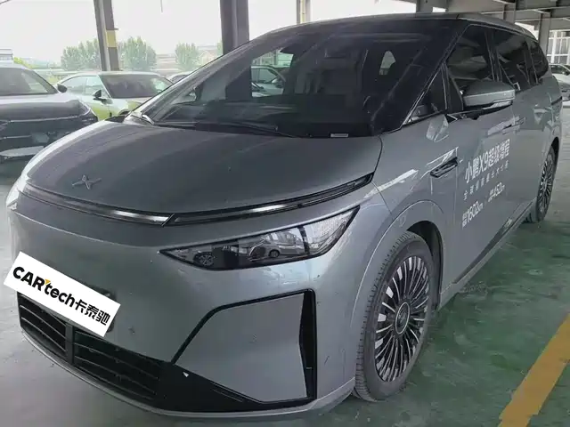 2025 Xpeng X9