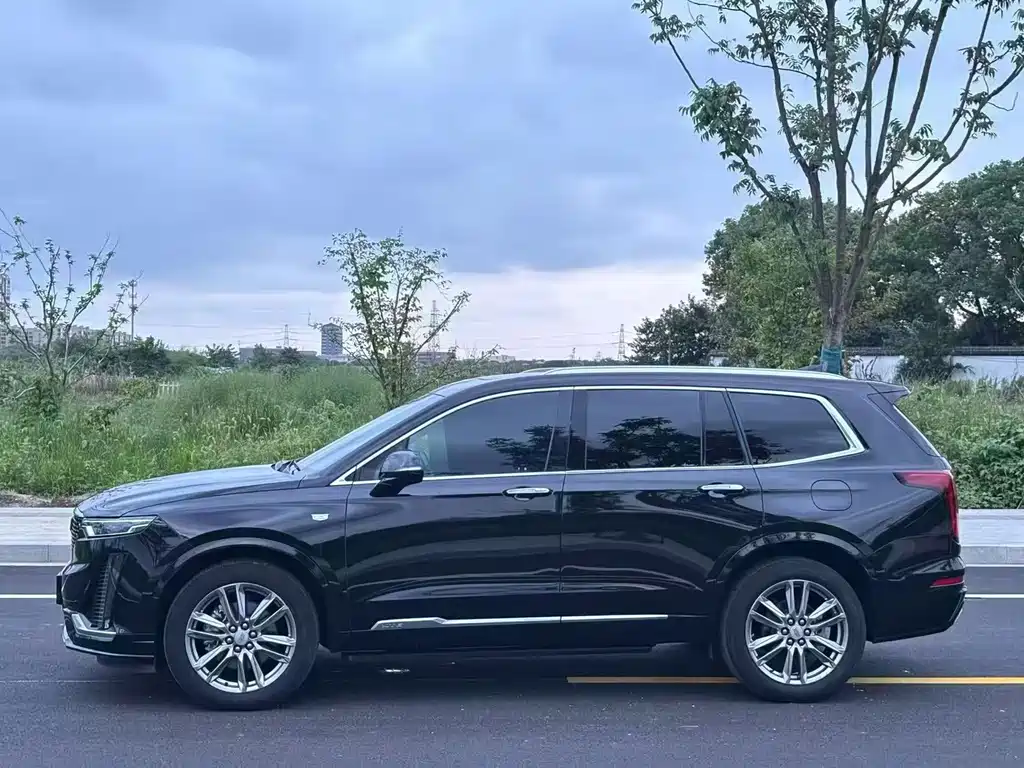 Cadillac XT6 — миниатюра 6
