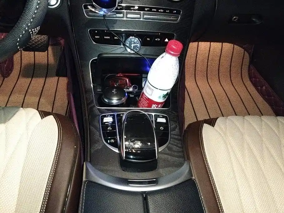 Mercedes-Benz C-Class — миниатюра 16