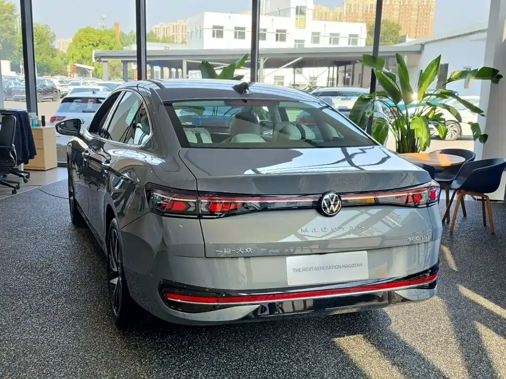 Volkswagen Magotan — миниатюра 4