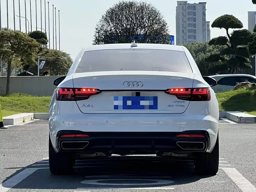Audi A4L — миниатюра 7