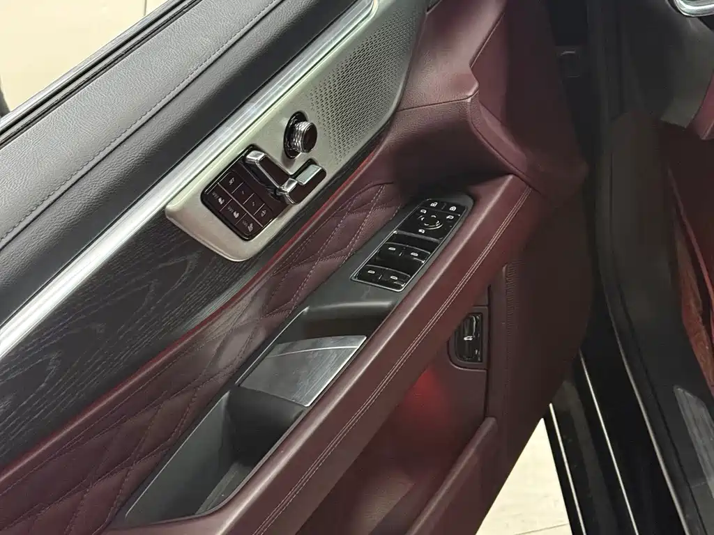 Cadillac CT6 — миниатюра 5
