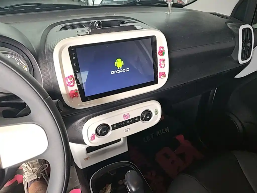 Roewe Clever — миниатюра 13