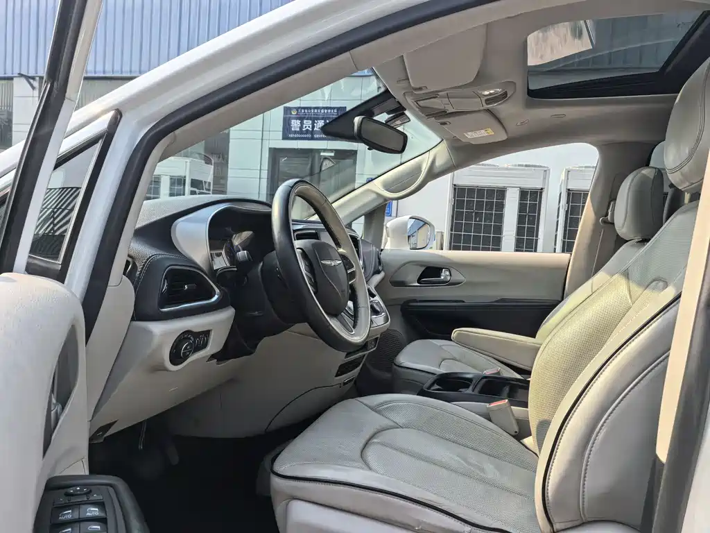 Chrysler Grand VoyagerPHEV PHEV 2018 3.6L