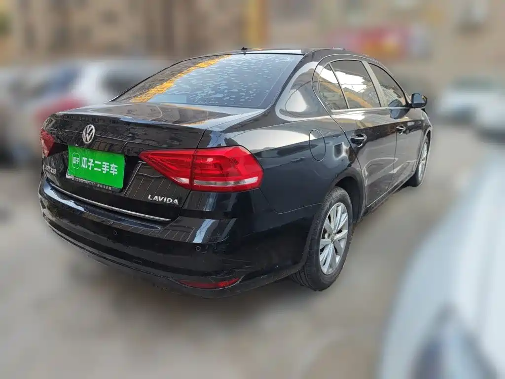 Volkswagen Lavida — миниатюра 4