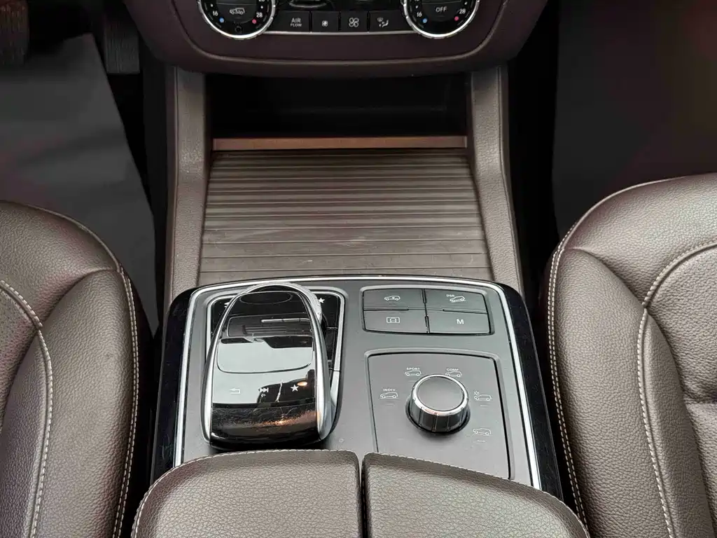 Mercedes-Benz GLS 2018 GLS 320 4MATIC