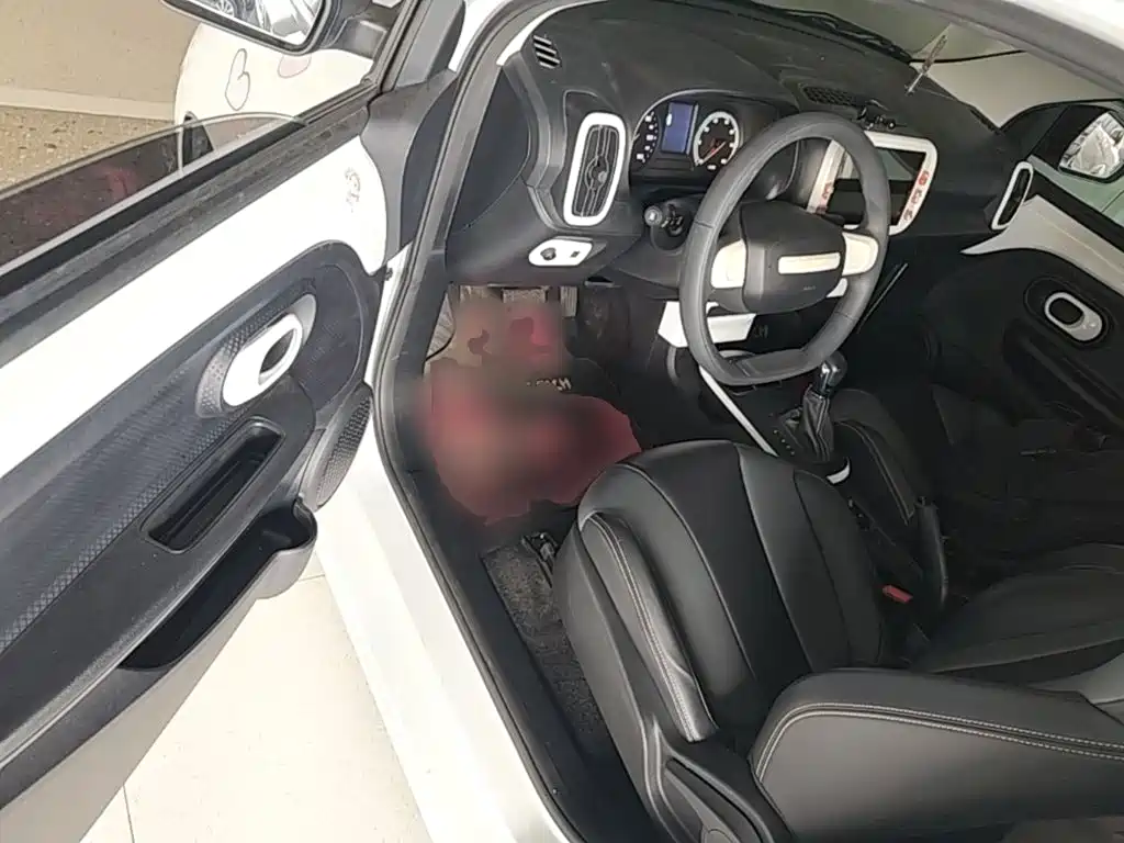 Roewe Clever — миниатюра 16