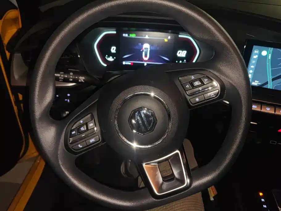 MG MG5 — миниатюра 15