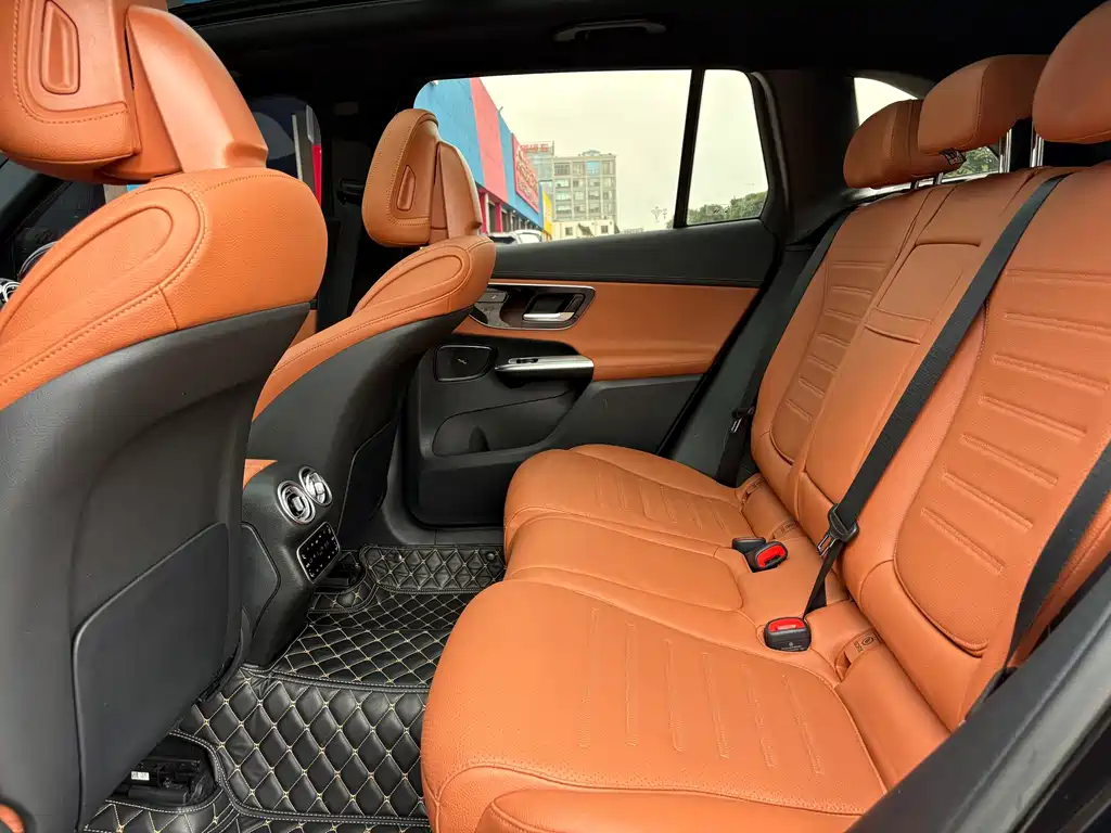 Mercedes-Benz GLC — миниатюра 13