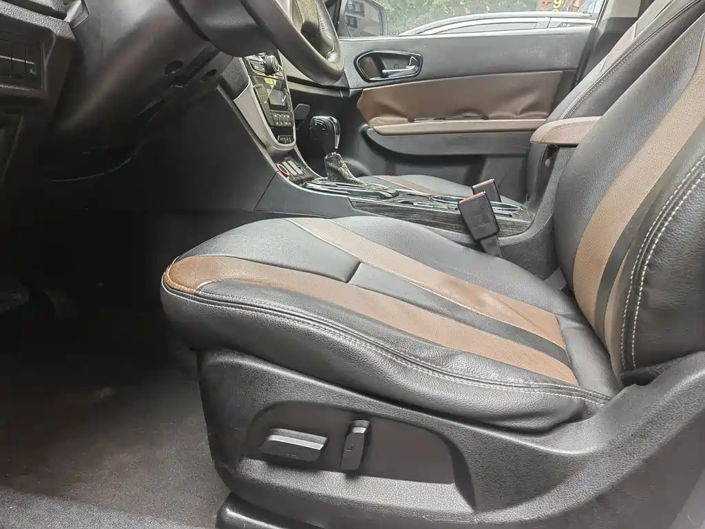 GAC TRUMPCHI GS5 SUPER