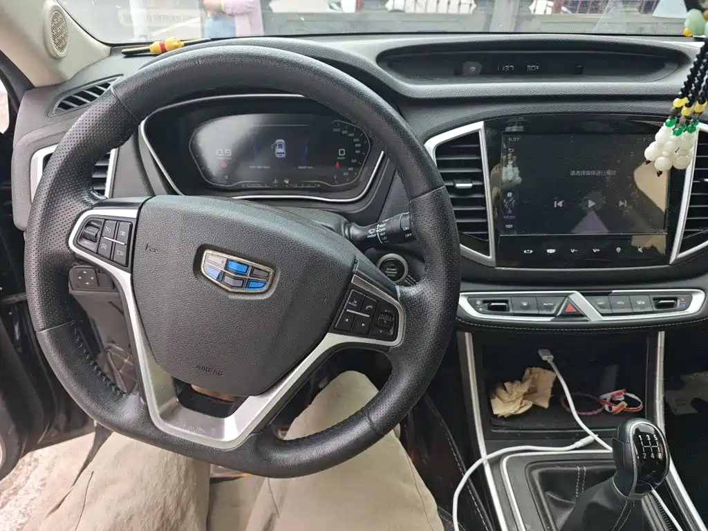 Geely Vision X6 — миниатюра 9