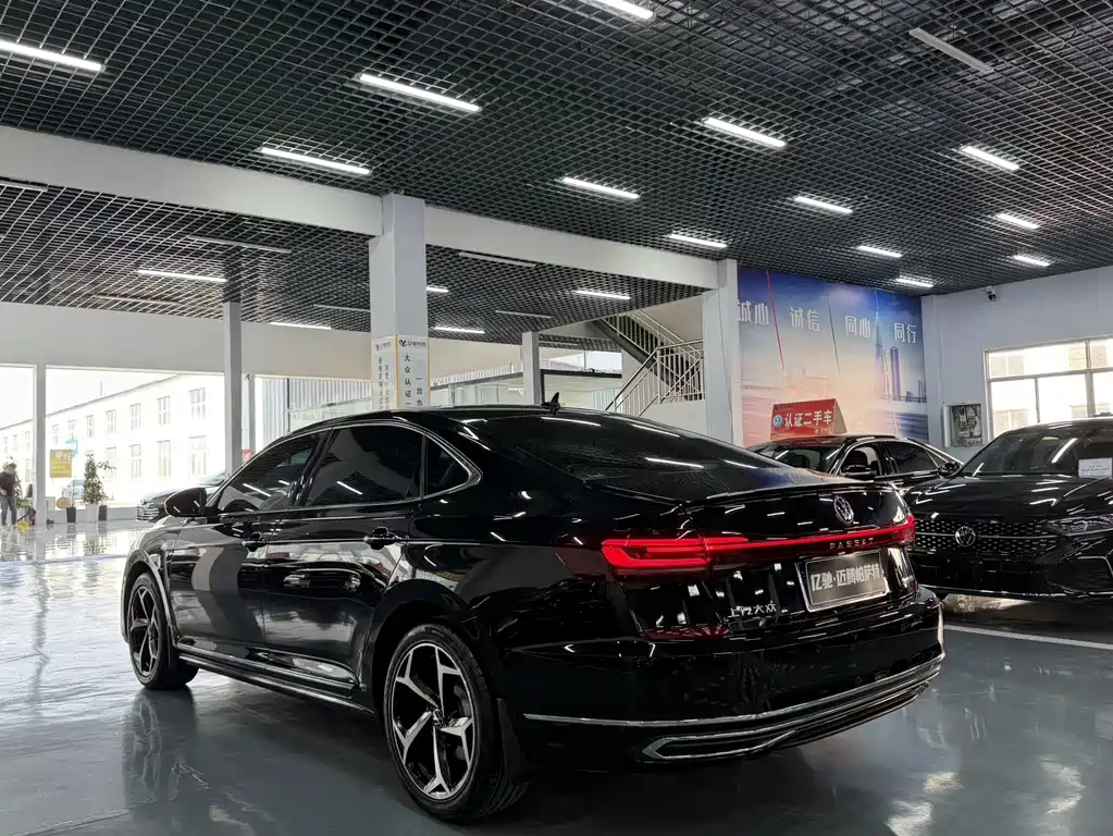 Volkswagen Passat — миниатюра 6