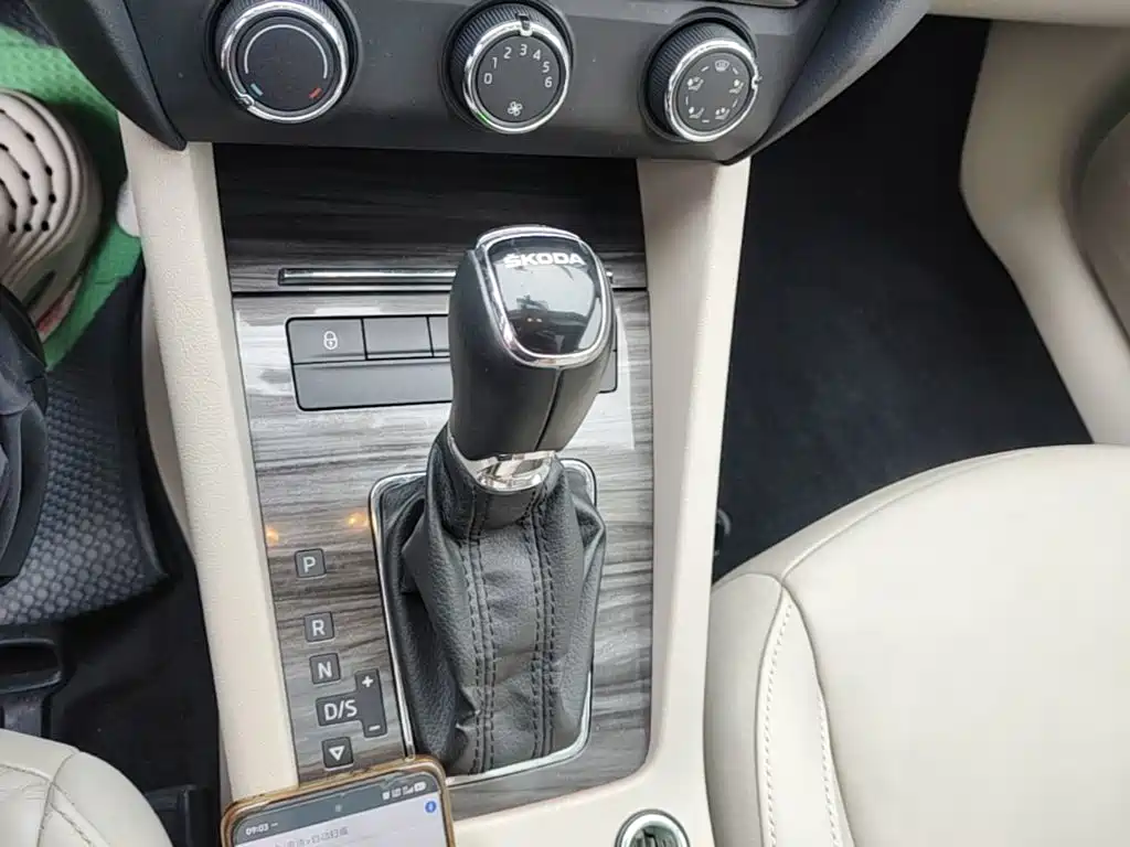 Skoda Octavia — миниатюра 14