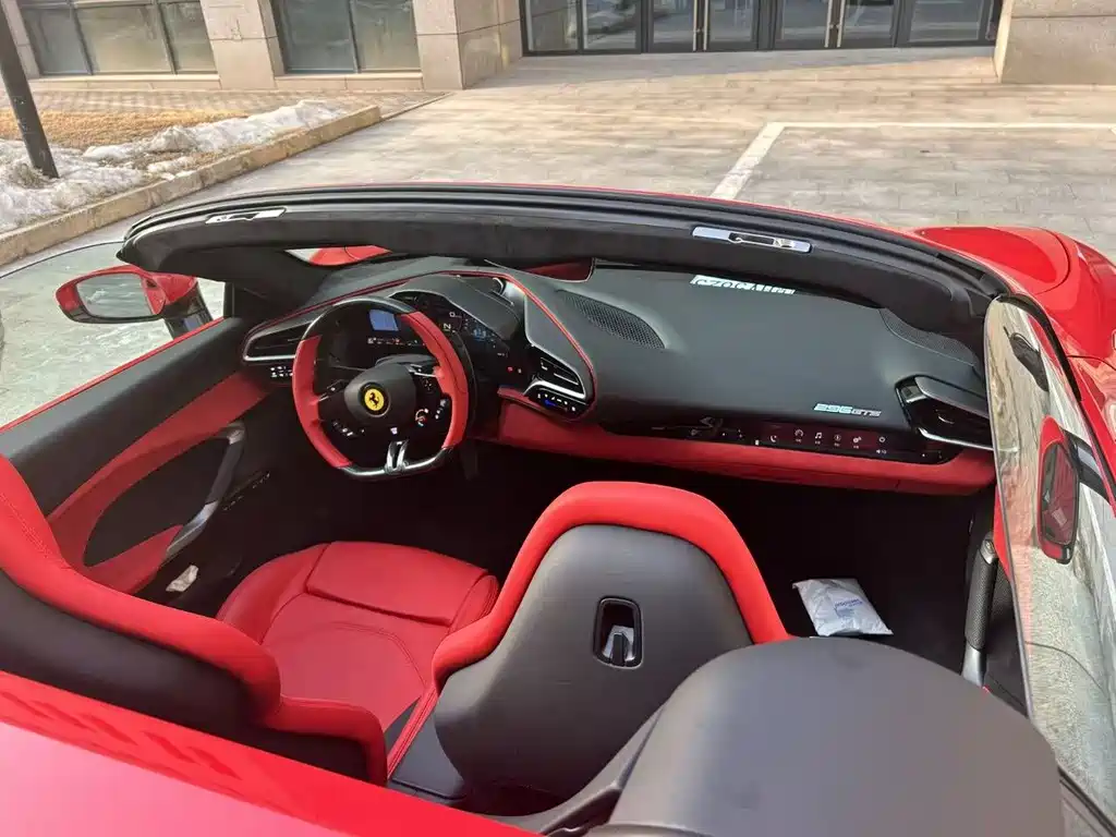 Ferrari 296 2022 3.0T V6 GTS