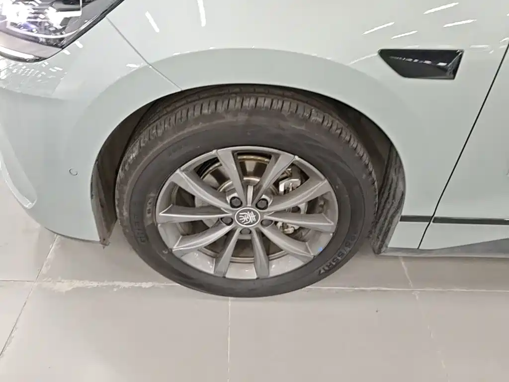 BYD Qin L — миниатюра 23