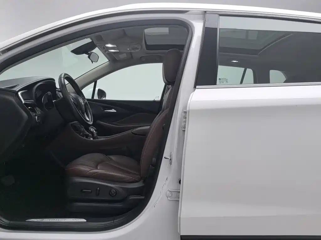 Buick Envision Plus — миниатюра 10