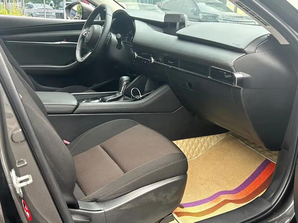 Mazda 3 Axela — миниатюра 12