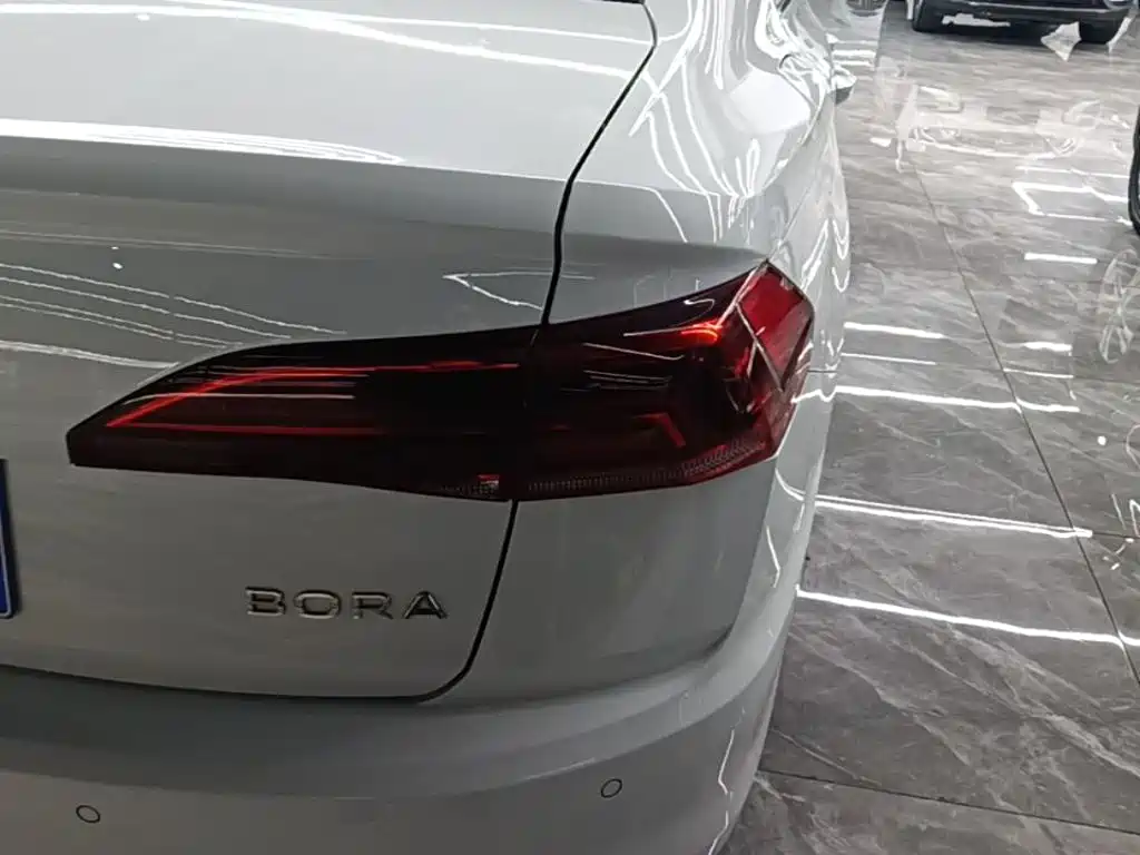 Volkswagen Bora — миниатюра 8