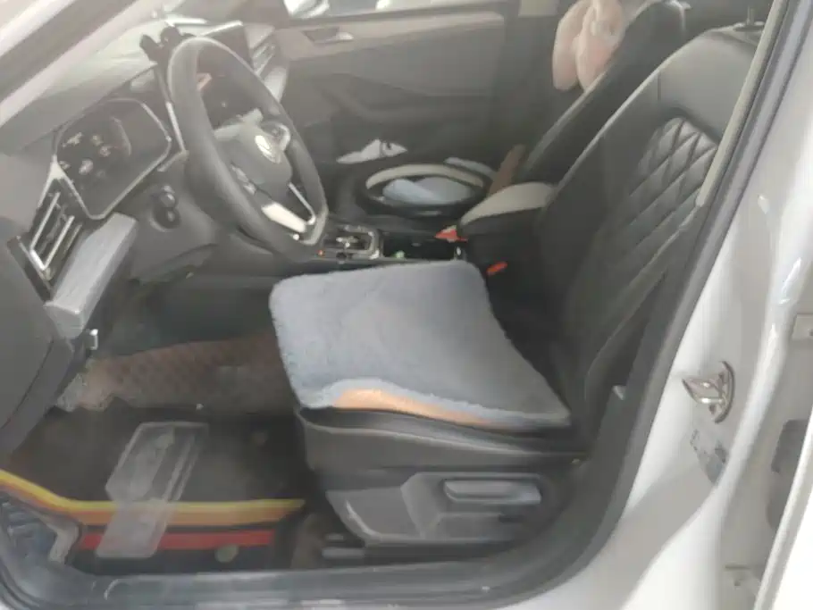 Volkswagen Sagitar — миниатюра 9