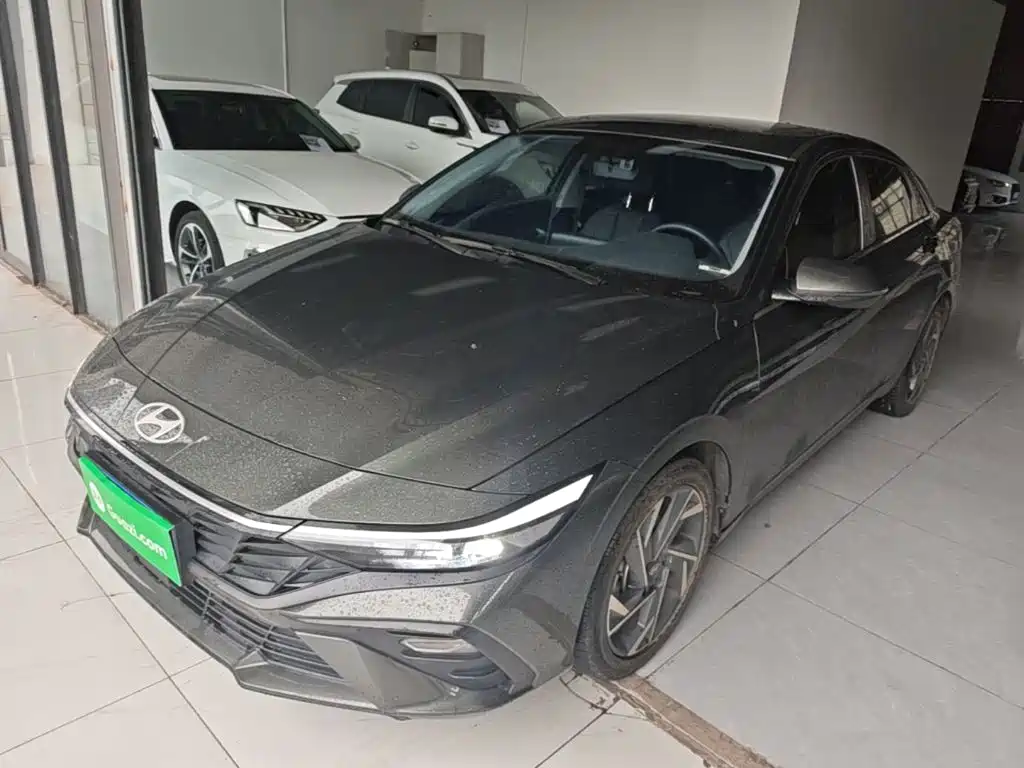 Hyundai Elantra — миниатюра 2