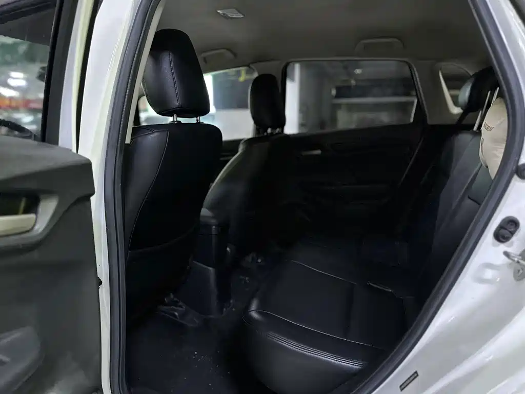 Honda Fit — миниатюра 6