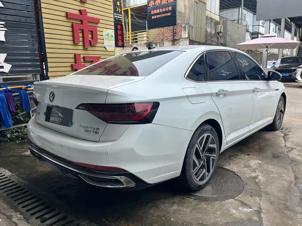 Volkswagen Sagitar — миниатюра 6