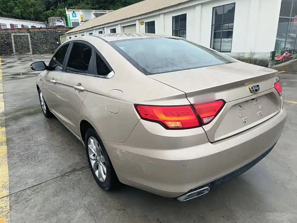 Geely Emgrand GL — миниатюра 5