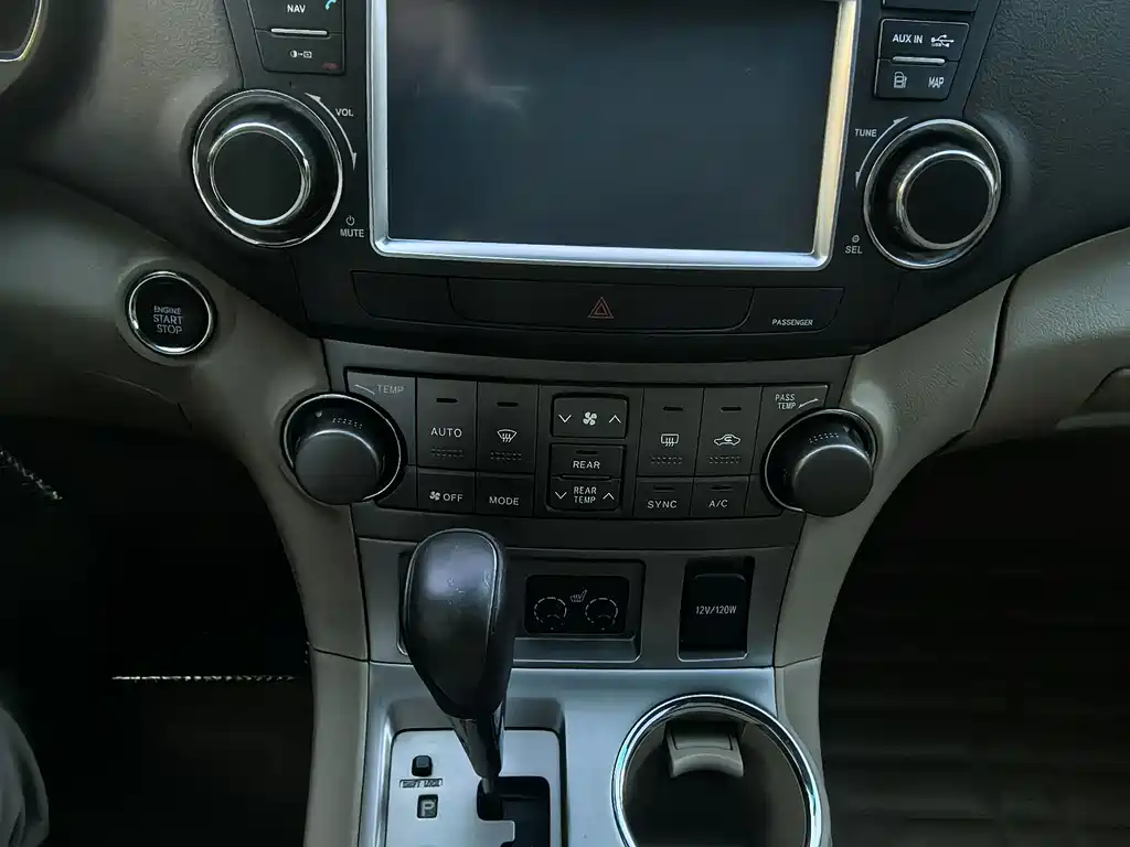 Toyota Highlander — миниатюра 13