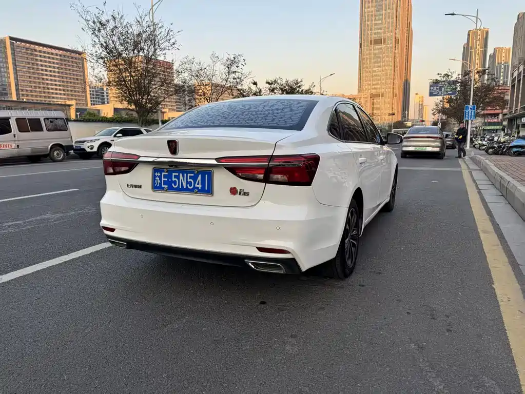 ROEWE I6