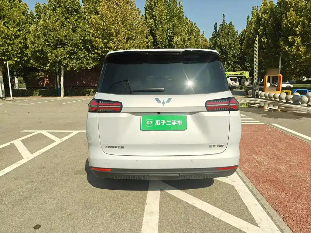 Wuling Xingguang 730 New Energy — миниатюра 6