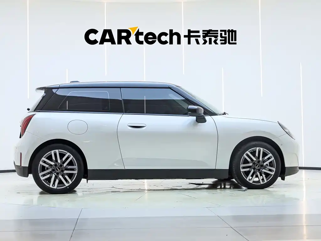 MINI MINI COOPER EV — миниатюра 3