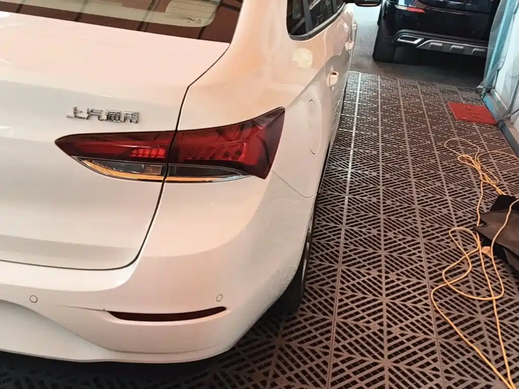Buick Excelle — миниатюра 8