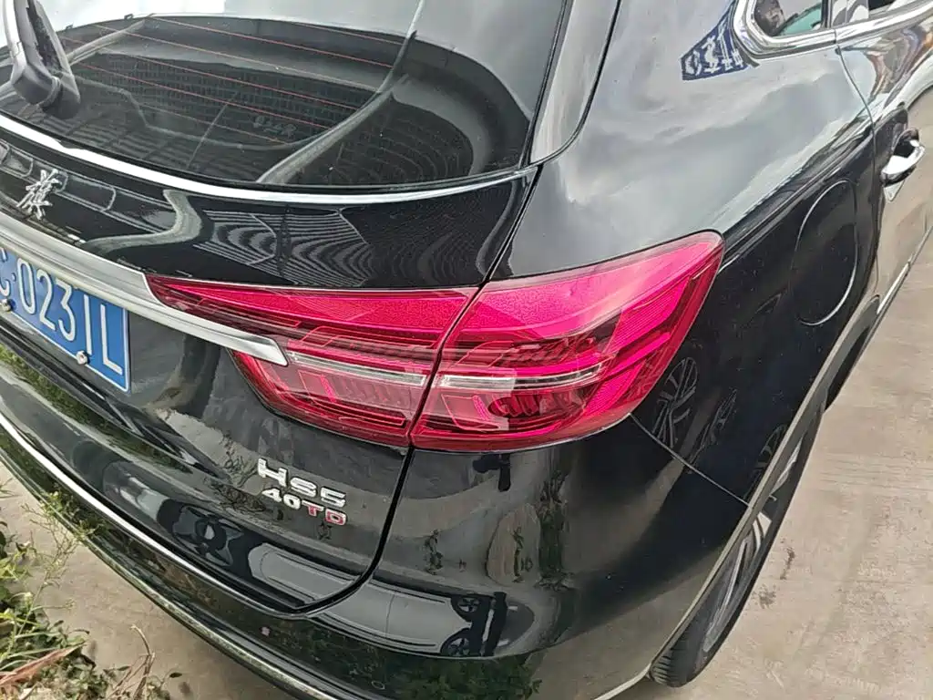 Hongqi Hongqi HS5 — миниатюра 8