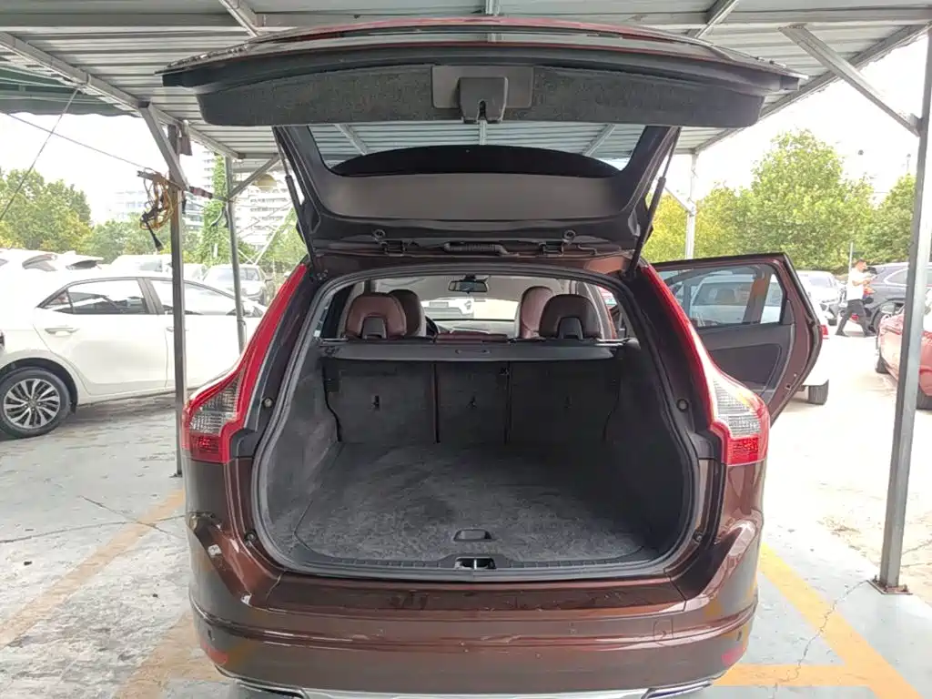 Volvo XC60 — миниатюра 19
